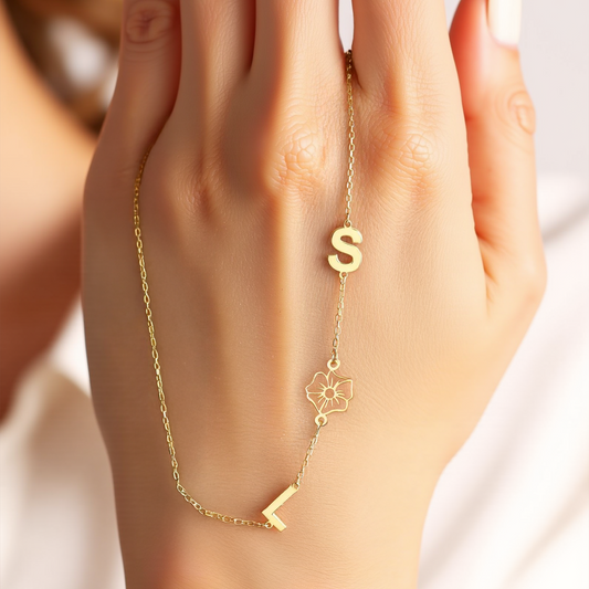 925 Ayar Gümüş Kişiye Özel Ay Çiçek & Harf Kolye