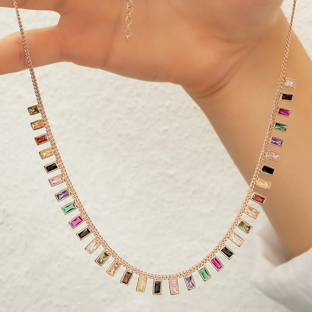 925 Ayar Gümüş Renkli Baget Taşlı Kolye