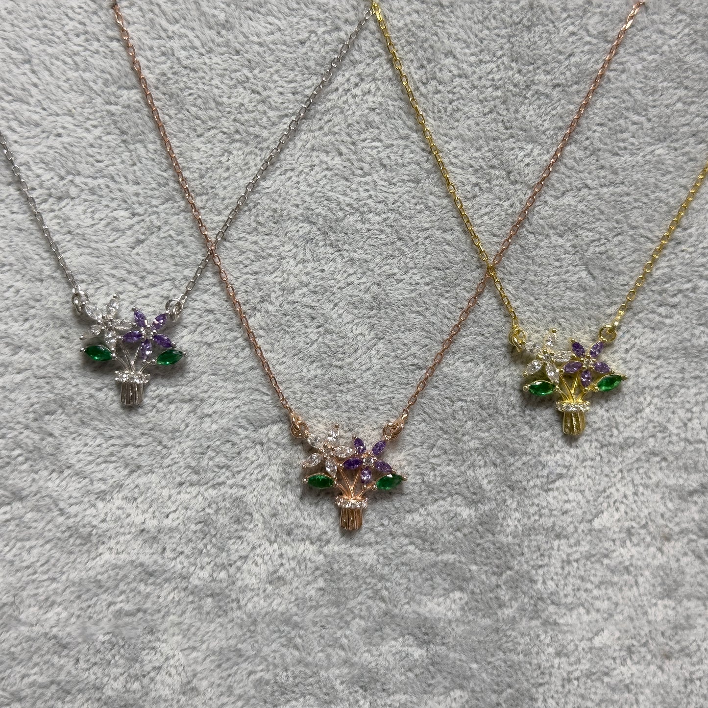 925 Ayar Gümüş Çiçek Buketi Kolye