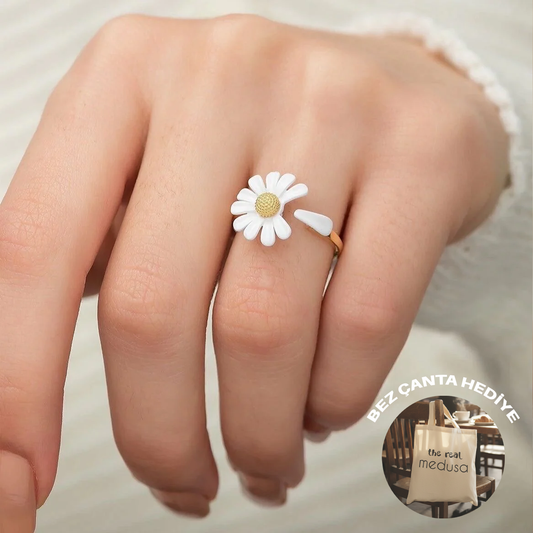 925 Ayar Gümüş Mine İşlemeli Papatya Yüzük