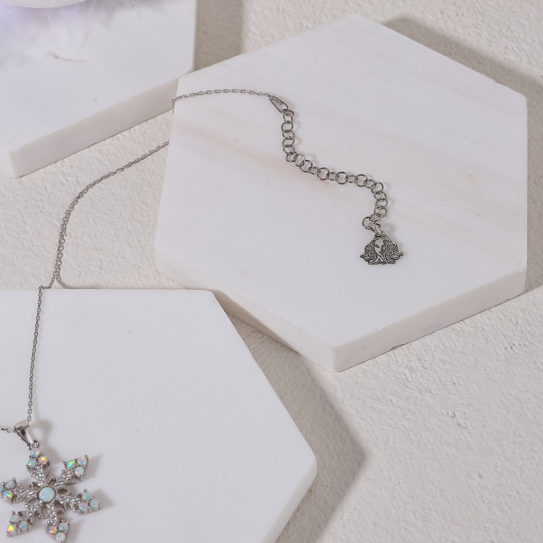 925 Ayar Gümüş Opal Kar Tanesi Kolye