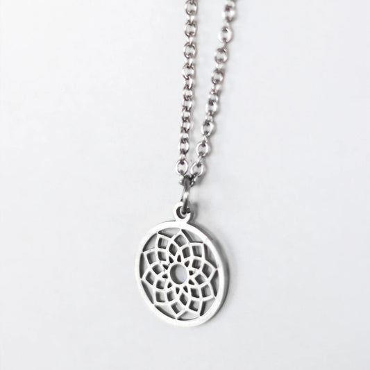 925 Ayar Gümüş Lotus Çiçeği Erkek Kolye