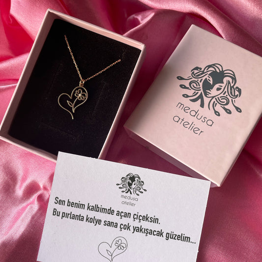 925 Ayar Gümüş 0.01 Karat Pırlanta Aşk Çiçeği Kolye