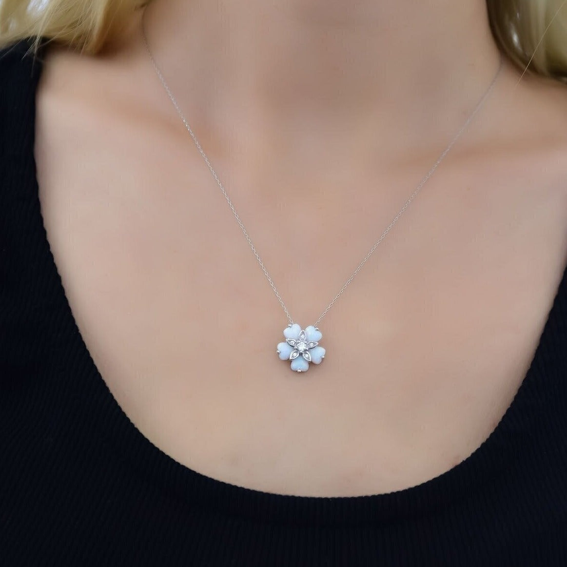 925 Ayar Gümüş Opal Taşlı Kalp Kolye