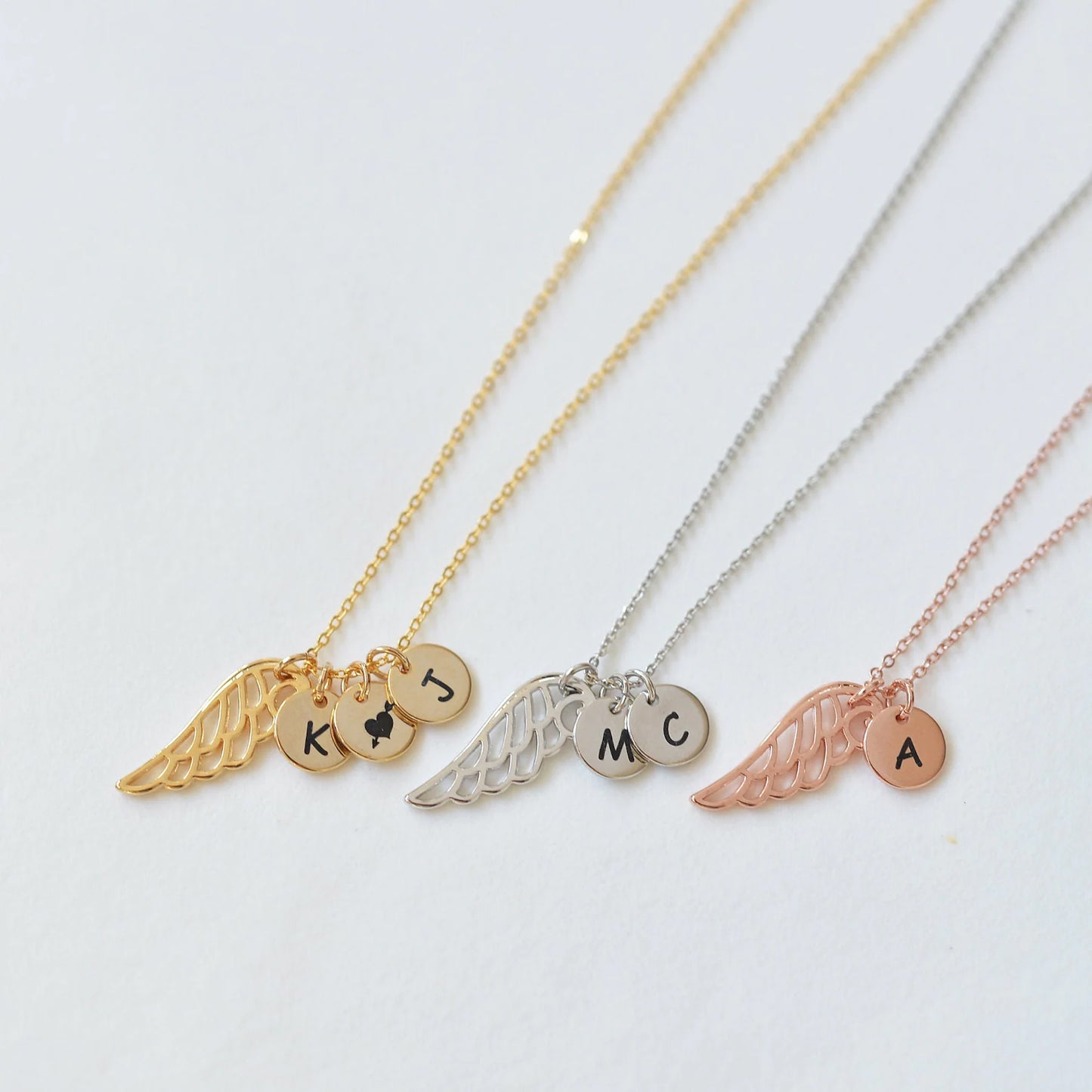 925 Ayar Gümüş Kişiye Özel Harfli Melek Kanadı Kolye