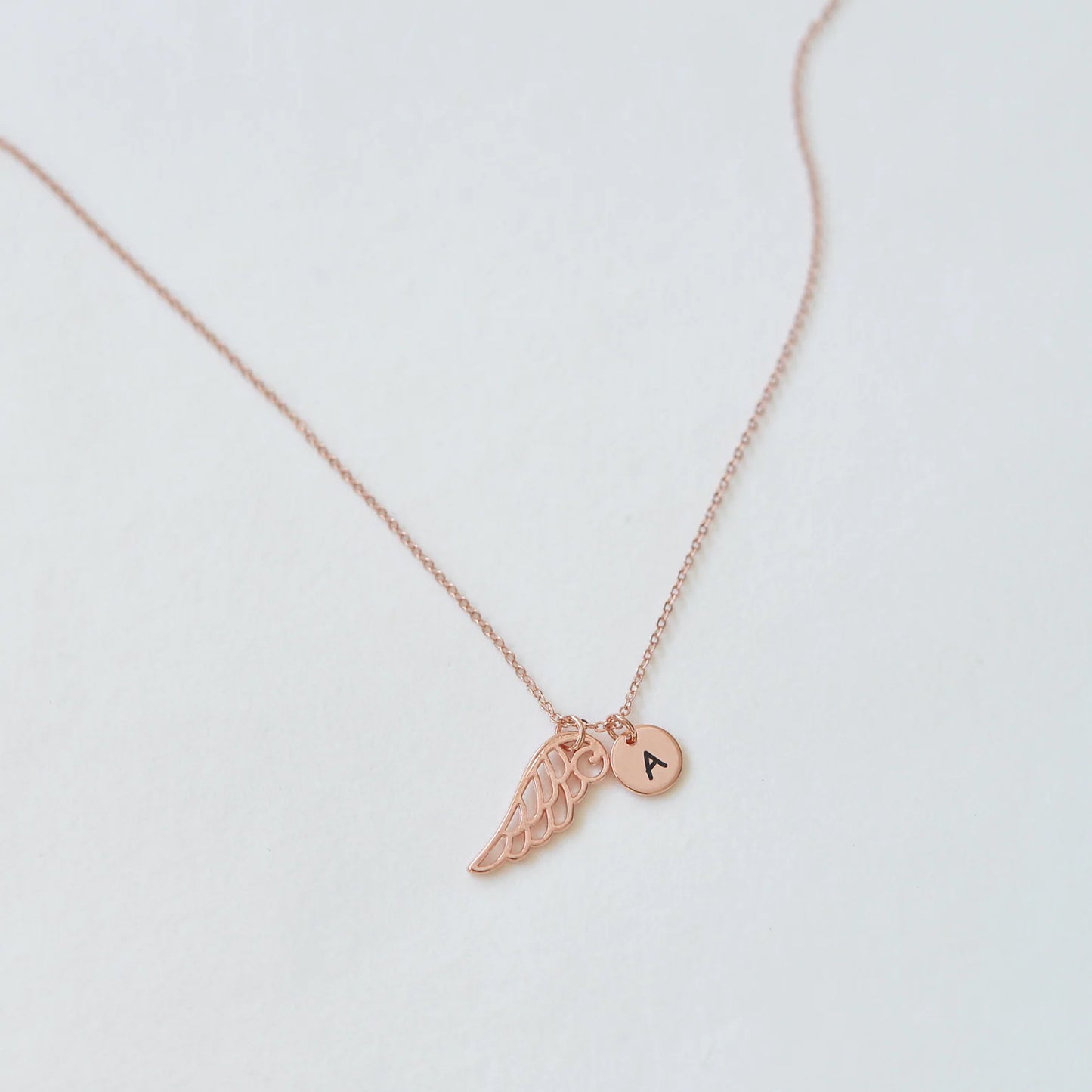 925 Ayar Gümüş Kişiye Özel Harfli Melek Kanadı Kolye