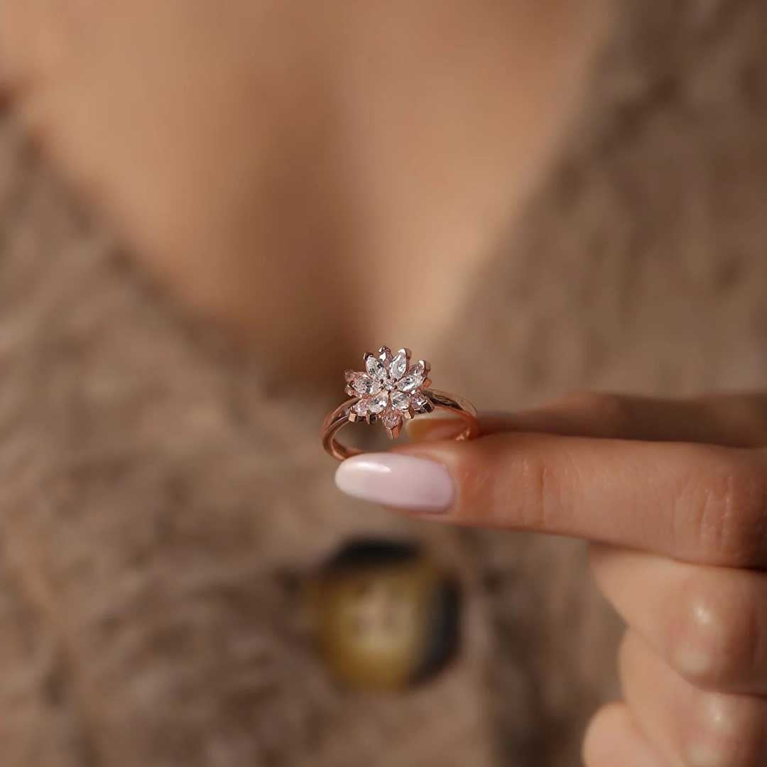 925 Ayar Gümüş Zirkon Taşlı Lotus Yüzük