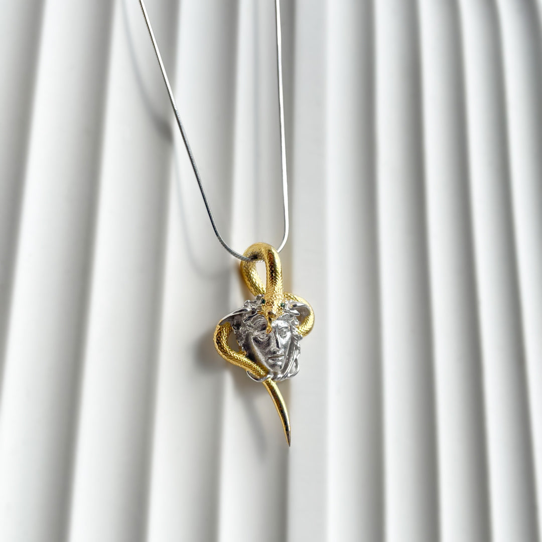 925 Ayar Gümüş Yılan Saçlı Medusa Unisex (Erkek & Kadın) Kolye