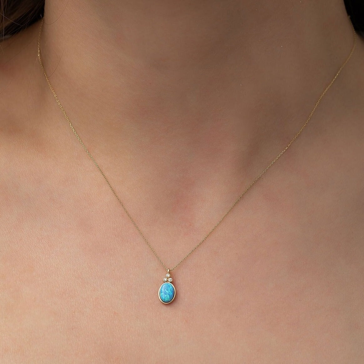 925 Ayar Gümüş Mavi Opal Taşlı Kolye