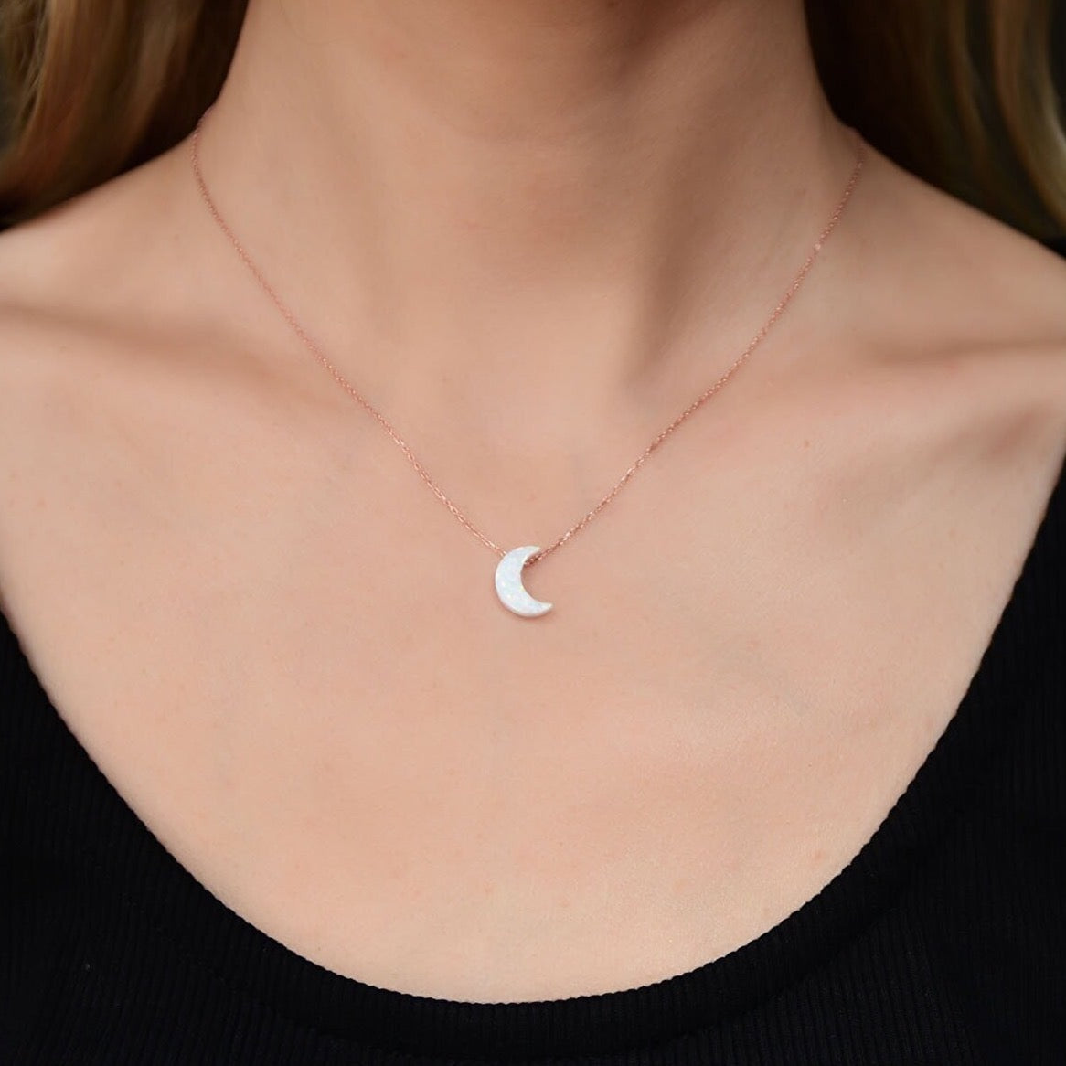 925 Ayar Gümüş Opal Taşlı Hilal Kolye