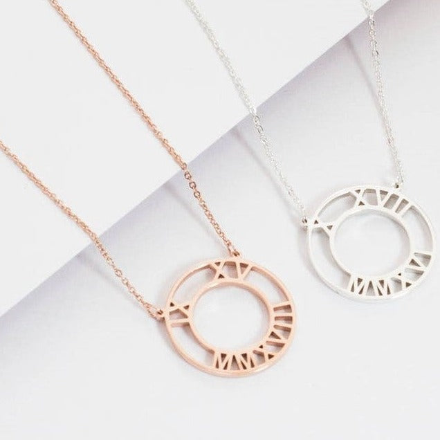 925 Ayar Gümüş Kişiye Özel Romen Rakamlı Tarih Kolye