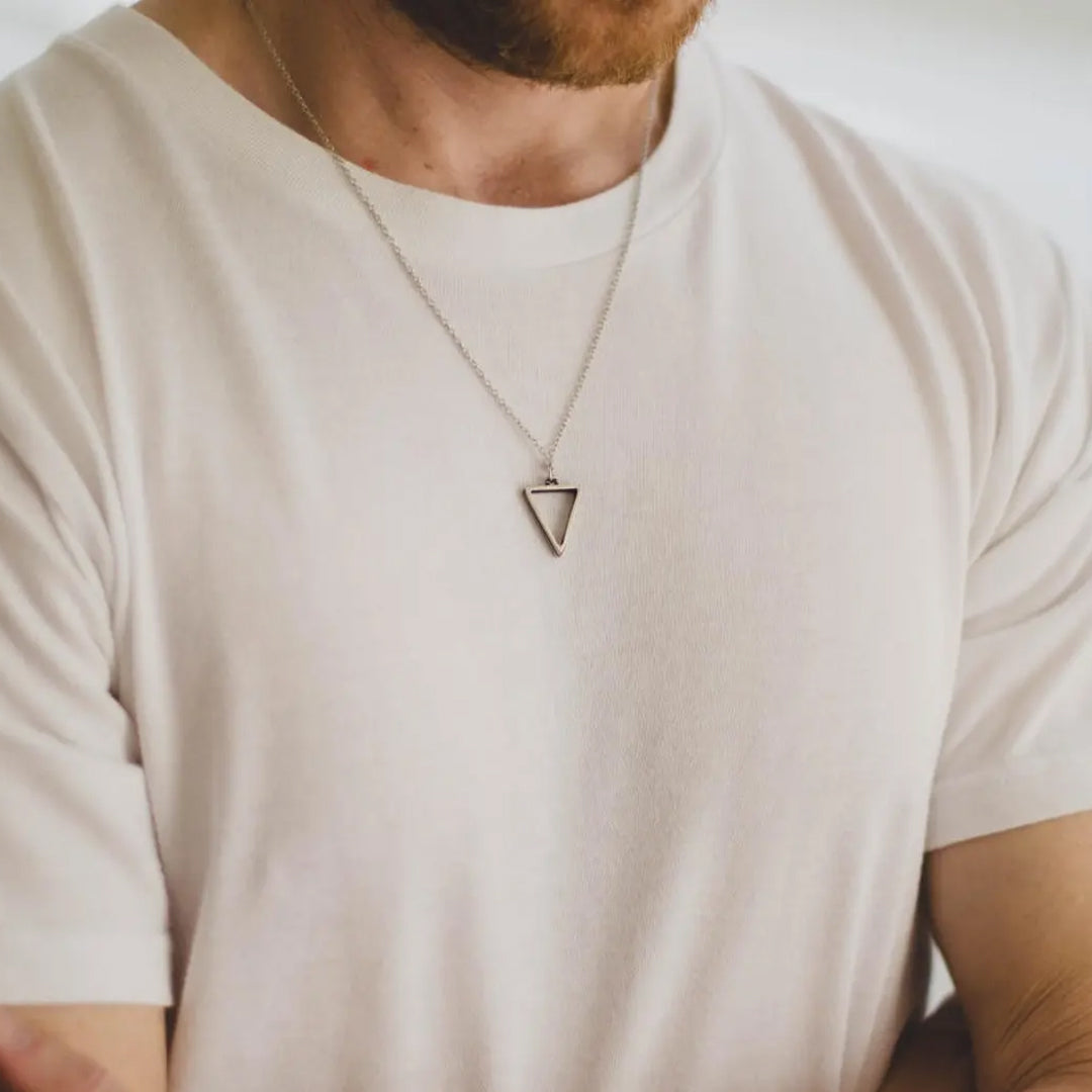 925 Ayar Gümüş Üçgen Erkek Kolye