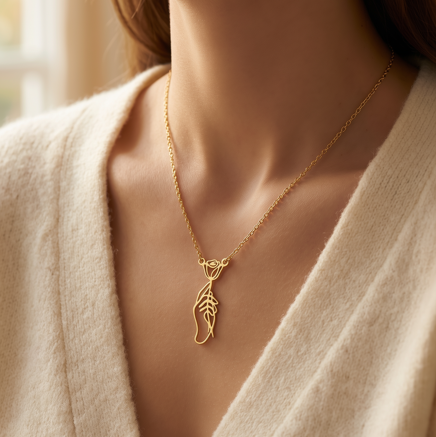 925 Ayar Gümüş Tasarım Gül Kolye